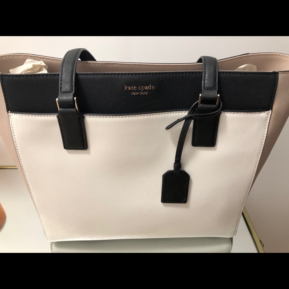 BRAND NEW KATE SPADE PURSE